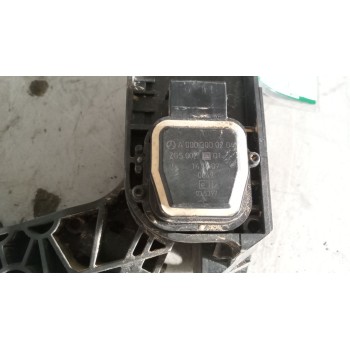 Recambio de pedal acelerador para mercedes-benz oc 500 le-1830h referencia OEM IAM A0003000204  
