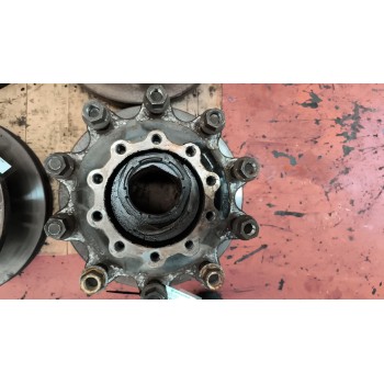 Recambio de buje trasero derecho para daf serie xf105.xxx 12.9 diesel referencia OEM IAM 1657637  