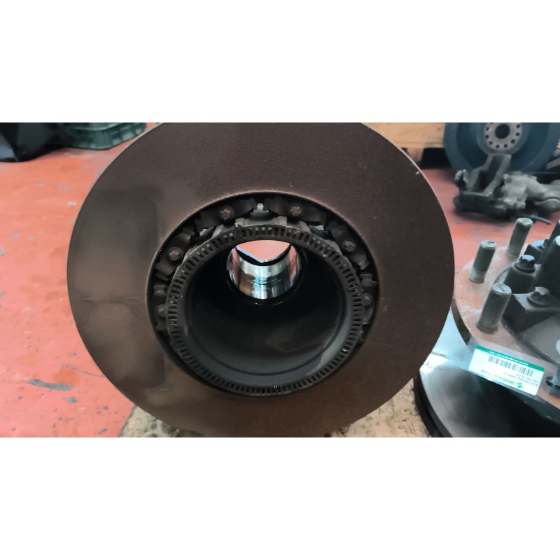 Recambio de buje trasero derecho para daf serie xf105.460 12.9 diesel referencia OEM IAM 1657637 3