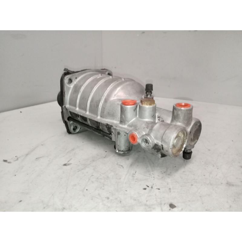 Recambio de servo embrague para iveco eurocargo 05.03  5.9 diesel referencia OEM IAM VG3287  K004295 2