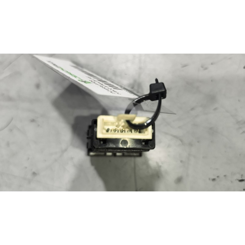Recambio de interruptor para iveco stralis (as) 11.1 diesel referencia OEM IAM 5801328718 - Blanco 2
