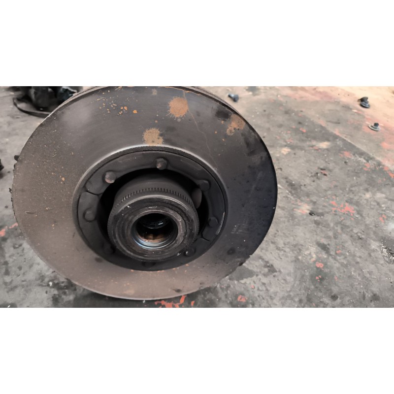 Recambio de buje delantero para renault magnum ab diesel referencia OEM IAM 7421022433 - Blanco 3