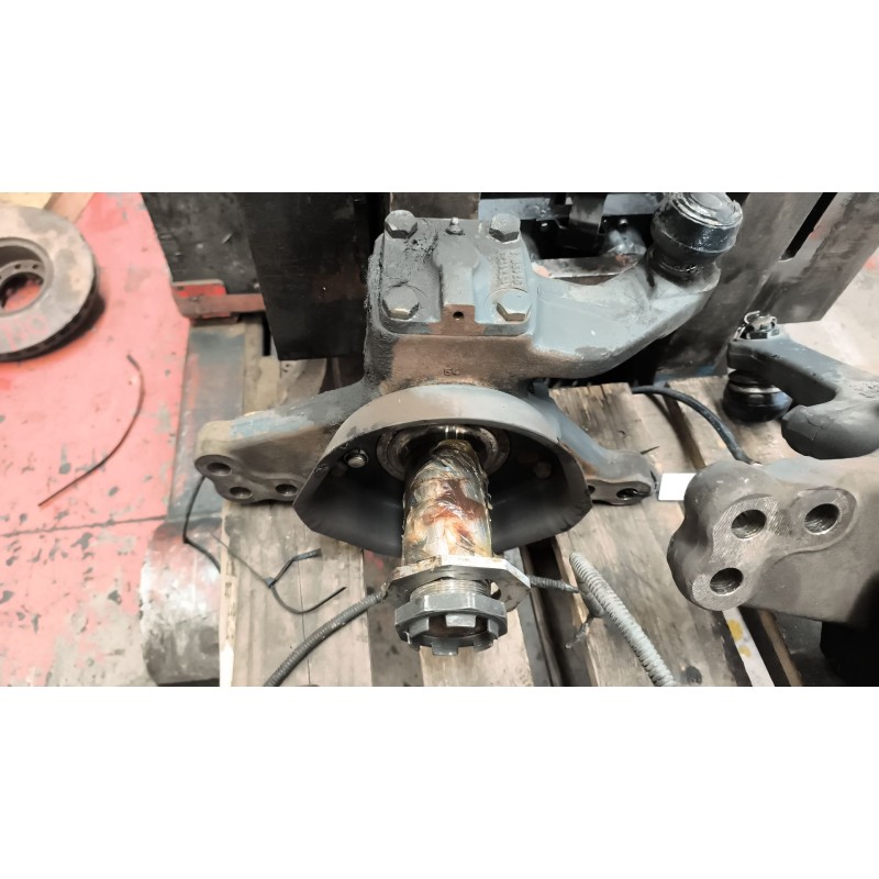 Recambio de mangueta delantera derecha para scania serie 4 (p/r 164 l) 15.6 diesel referencia OEM IAM 1895928 1443085