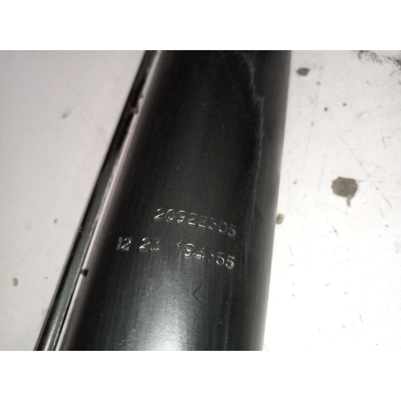 Recambio de brazo elevacion cabina para volvo fm 460 12.8 diesel referencia OEM IAM 20922305 - Blanco 3