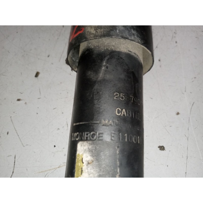 Recambio de amortiguador delantero izquierdo cabina para renault magnum ab 2005 referencia OEM IAM 25379070  E1100102 - Blanco 4