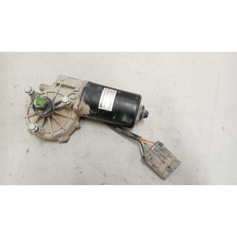 Recambio de motor limpia delantero para iveco eurocargo 05.03  fg 75 e larga distancia referencia OEM IAM 504085685 - Blanco 4