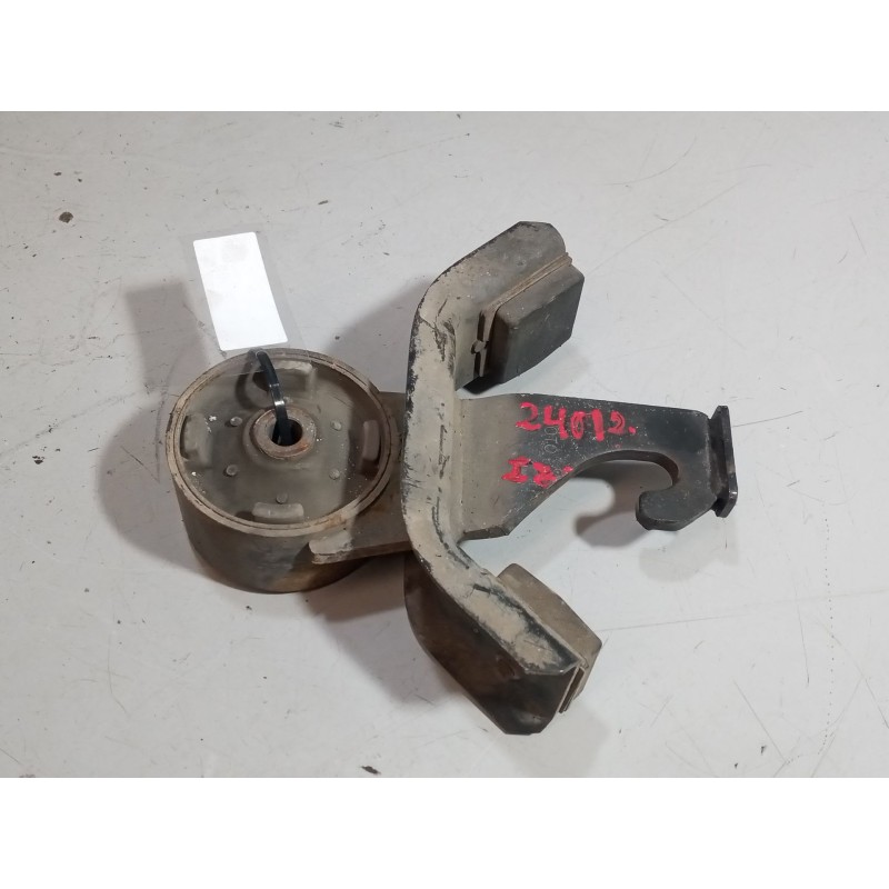 Recambio de cierre cabina izquierdo para nissan cabstar 01.04  3.0 diesel referencia OEM IAM   ENGANCHE CIERRE CABINA IZQUIERDO