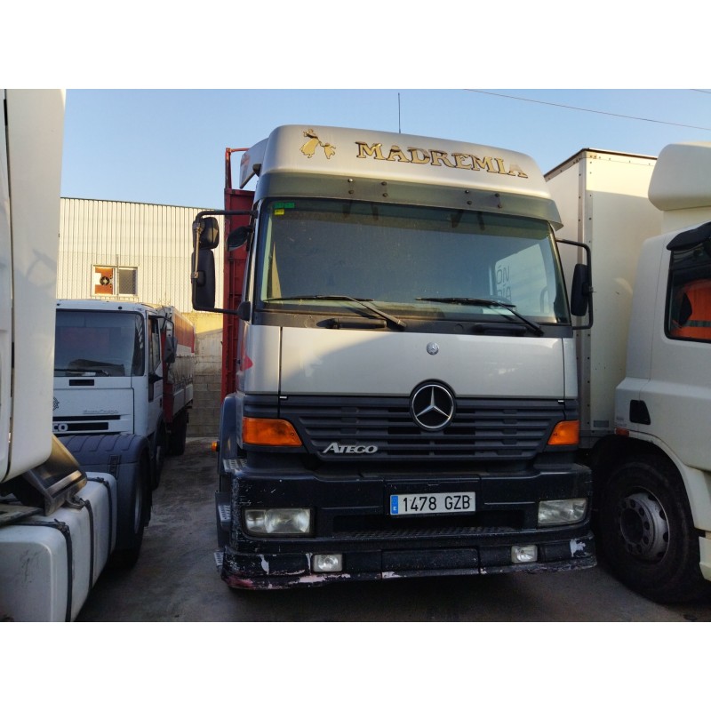 mercedes atego 2-ejes 18 t /bm 950/2/4 del año 2001