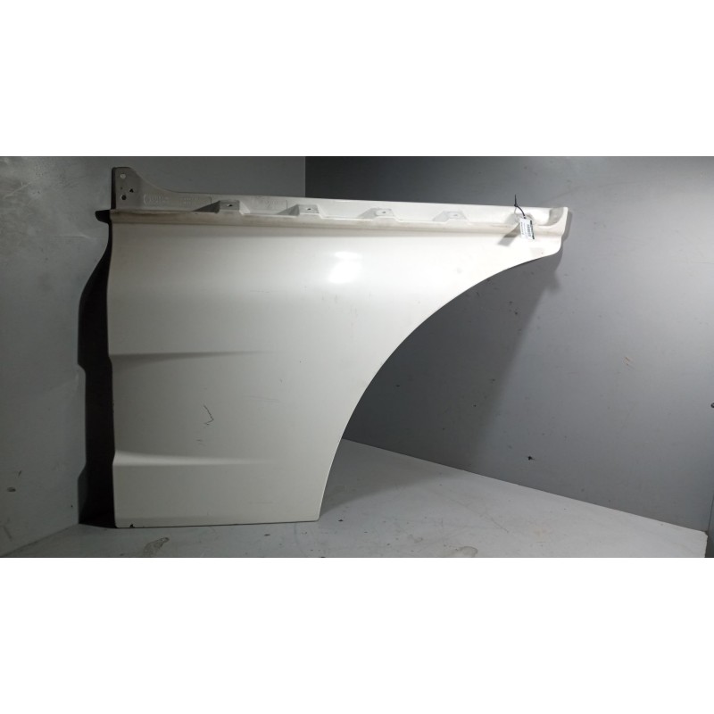Recambio de moldura puerta delantera izquierda para man tgx 18.xxx 12.4 diesel referencia OEM IAM 81626100019  81626100023