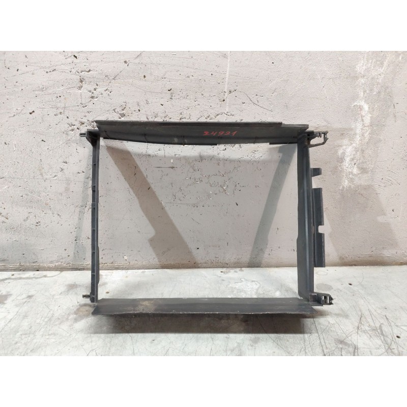 Recambio de panel frontal para dacia sandero ii (b8_) 1.2 referencia OEM IAM 215596207r  