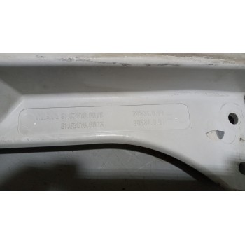 Recambio de moldura puerta delantera izquierda para man tgx 18.xxx 12.4 diesel referencia OEM IAM 81626100019  81626100023