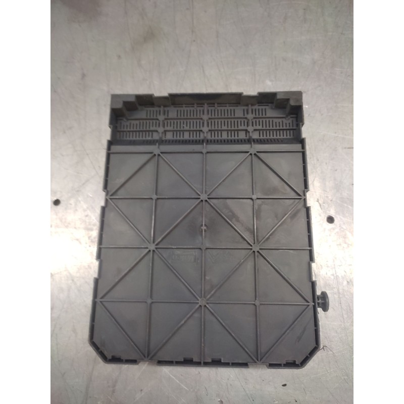 Recambio de caja reles / fusibles para peugeot 207 1.4 16v vti cat (8fs / ep3) referencia OEM IAM 9663798280  BSI - Rojo 2