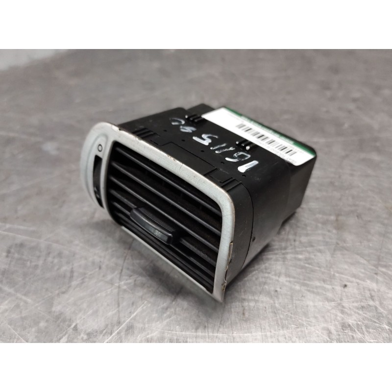 Recambio de aireador para seat toledo ii (1m2) 1.9 tdi referencia OEM IAM 8L0820901  
