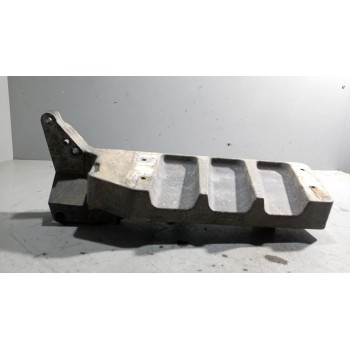 Recambio de soporte para volvo fm xxx 12.8 diesel referencia OEM IAM 84220617  SOPORTE PELDAÑO DERECHO