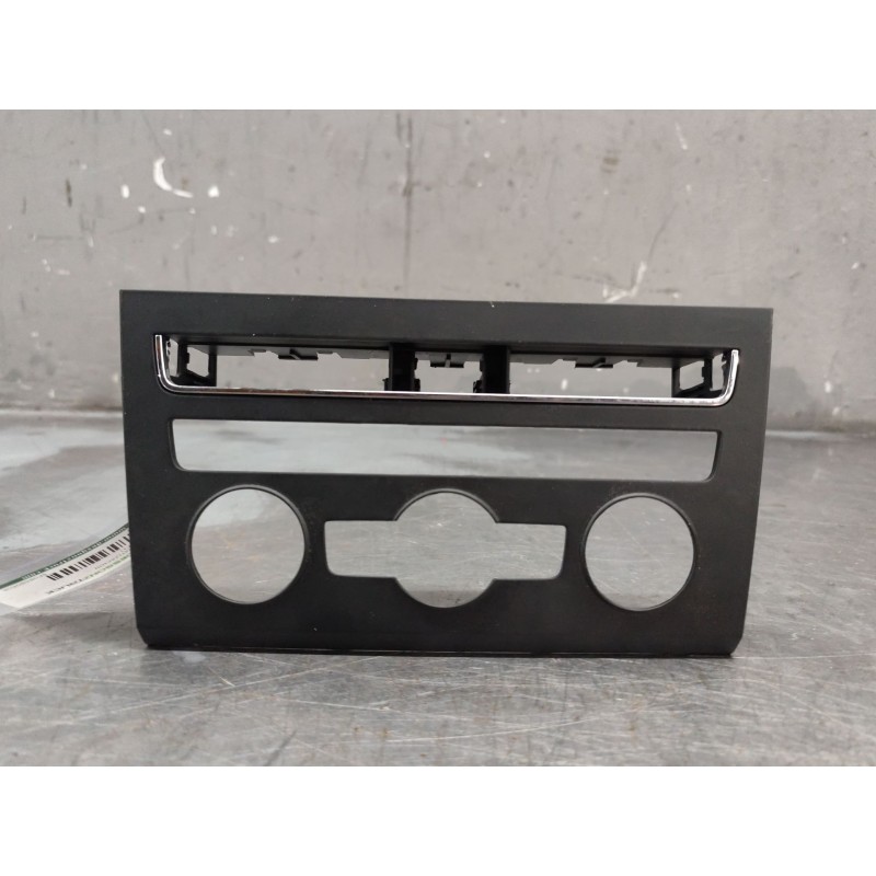 Recambio de moldura climatizacion para seat leon (5f1) 1.6 tdi referencia OEM IAM 5F0858060E 5F0858080G - Rojo 4
