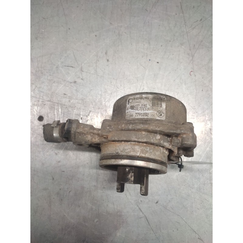 Recambio de depresor freno / bomba vacio para bmw serie 1 berlina (e81/e87) 2.0 16v diesel cat referencia OEM IAM 11667791232 - Negro 3