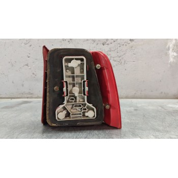 Recambio de piloto trasero izquierdo para volkswagen passat berlina (3b2) comfortline referencia OEM IAM 3B5945095F  