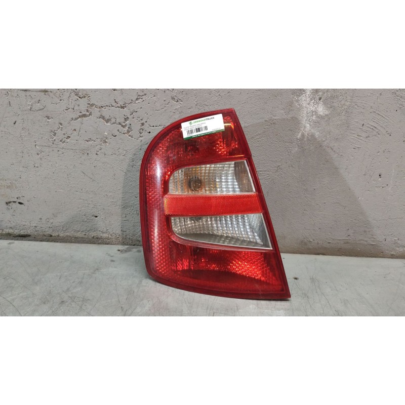 Recambio de piloto trasero izquierdo para skoda fabia (6y2/6y3) 1.4 referencia OEM IAM 6Y6945095  