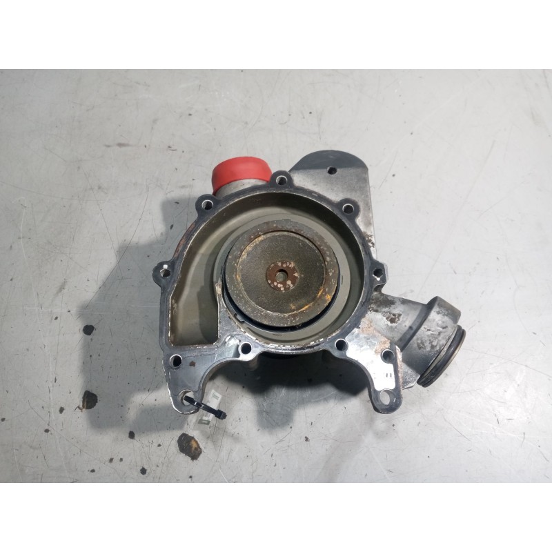 Recambio de bomba agua para renault midlum referencia OEM IAM 7420834409 20834409 4