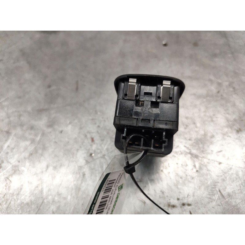 Recambio de mando elevalunas delantero izquierdo para peugeot 206 berlina xr referencia OEM IAM - Verde 3