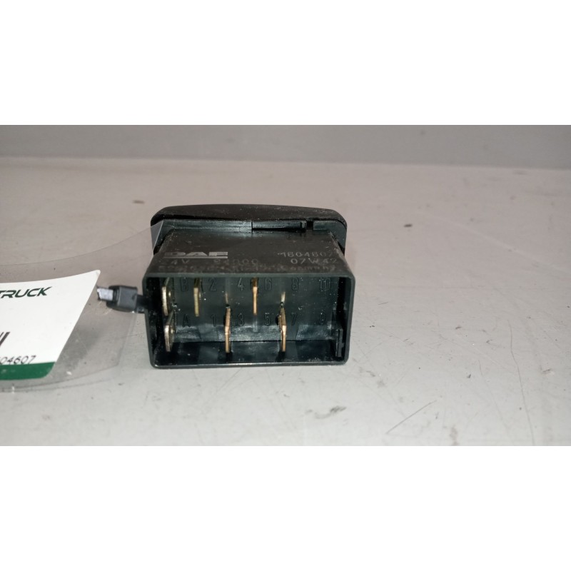 Recambio de interruptor para daf serie xf105.460 12.9 diesel referencia OEM IAM 1604607 - Rojo 4