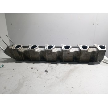 Recambio de colector admision para renault midlum referencia OEM IAM 7421146878 21146878 