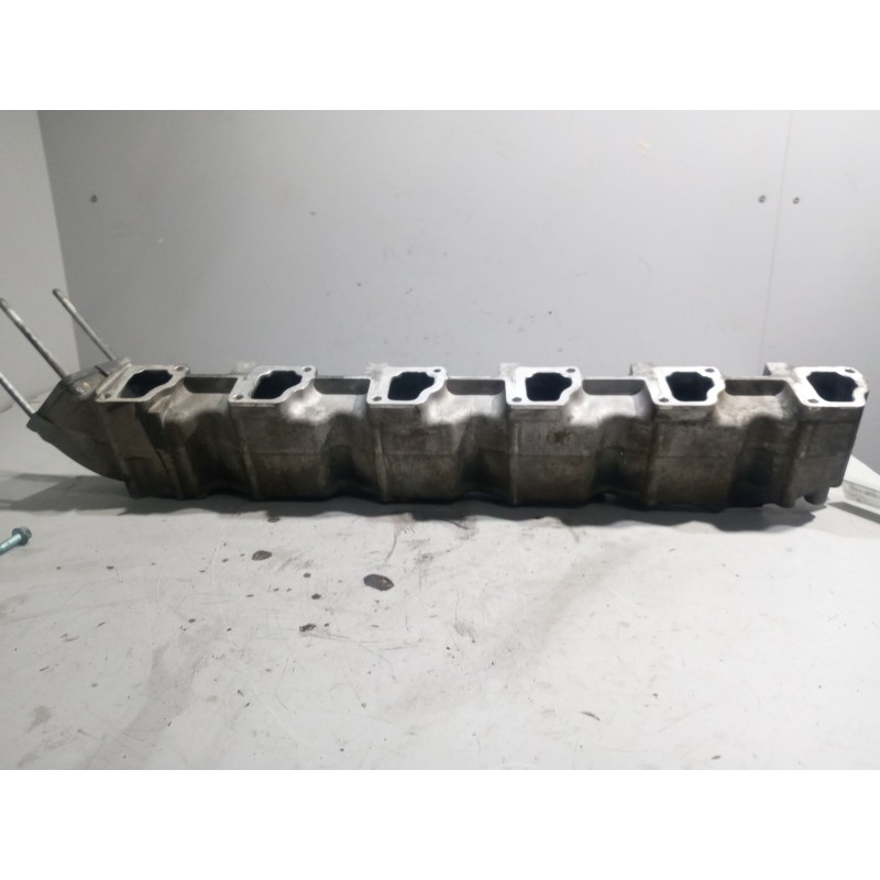 Recambio de colector admision para renault midlum referencia OEM IAM 7421146878 21146878 