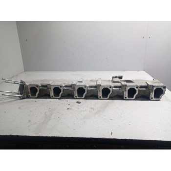 Recambio de colector admision para renault midlum referencia OEM IAM 7421146878 21146878 