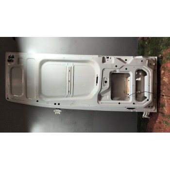 Recambio de puerta trasera derecha para iveco daily vi furgoneta 33s16, 35s16, 35c16, 40c16, 50c16 referencia OEM IAM   