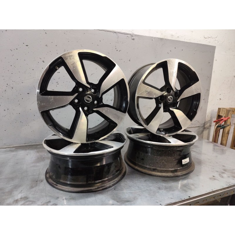 Recambio de juego llantas para nissan qashqai ii (j11, j11_) 1.5 dci referencia OEM IAM D0C004EA8A R18 - Blanco 9