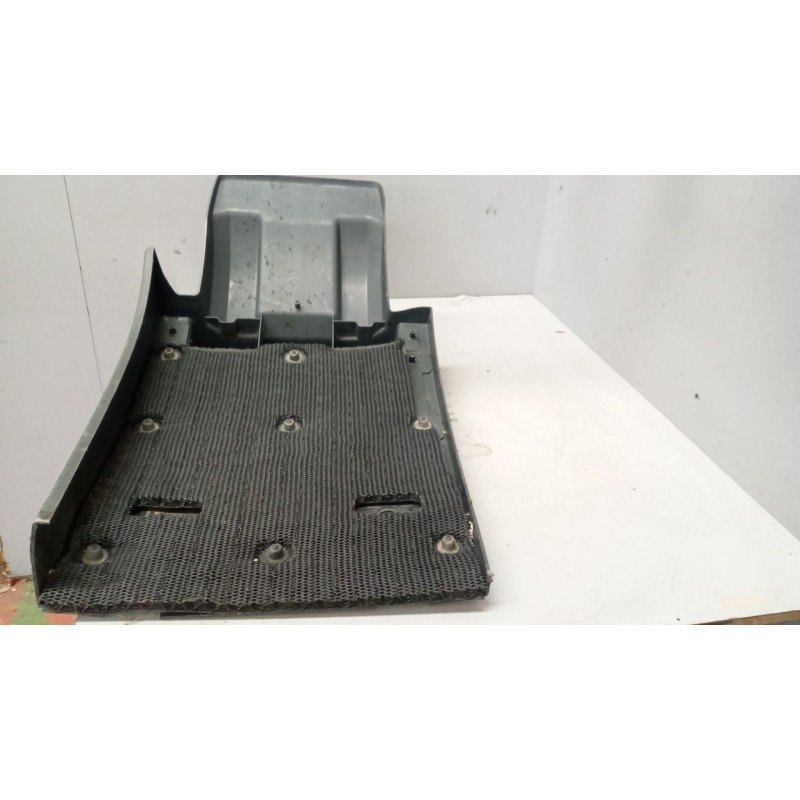 Recambio de guardabarros delantero derecho para volvo fh 500 12.8 diesel referencia OEM IAM 84812894 3