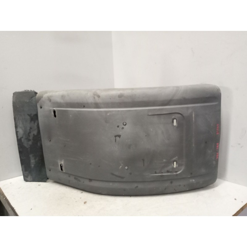 Recambio de guardabarros delantero izquierdo para renault d 18 wide referencia OEM IAM 5010578754  