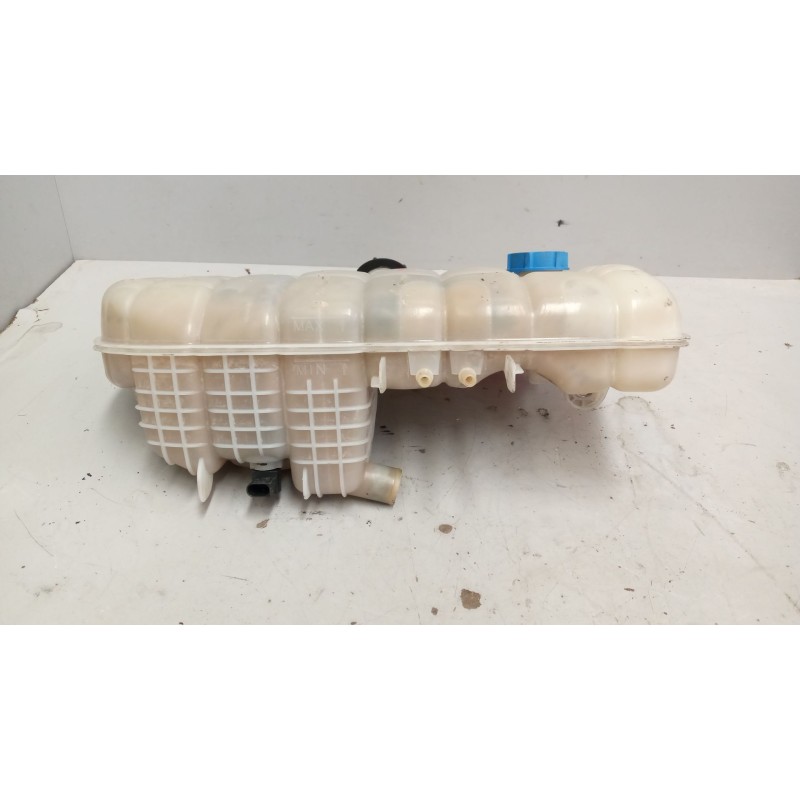 Recambio de deposito expansion para volvo fm 460 12.8 diesel referencia OEM IAM 22430366 - Blanco 3