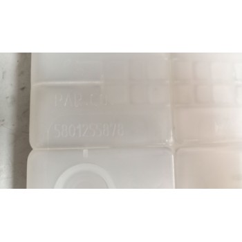 Recambio de deposito expansion para iveco sunrise referencia OEM IAM 5801255878  