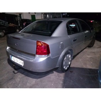 opel vectra c berlina del año 2003