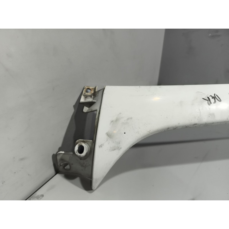 Recambio de moldura luna delantera para iveco stralis (as) 11.1 diesel referencia OEM IAM 5801563901 581563890 - Blanco 2