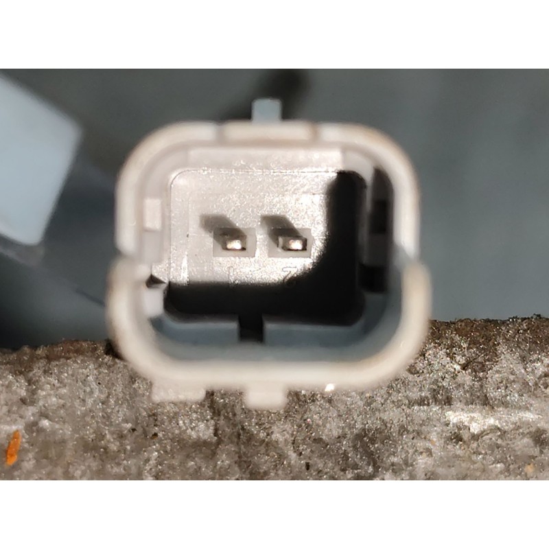 Recambio de mangueta trasera derecha para citroën c4 berlina lx referencia OEM IAM - Blanco 2