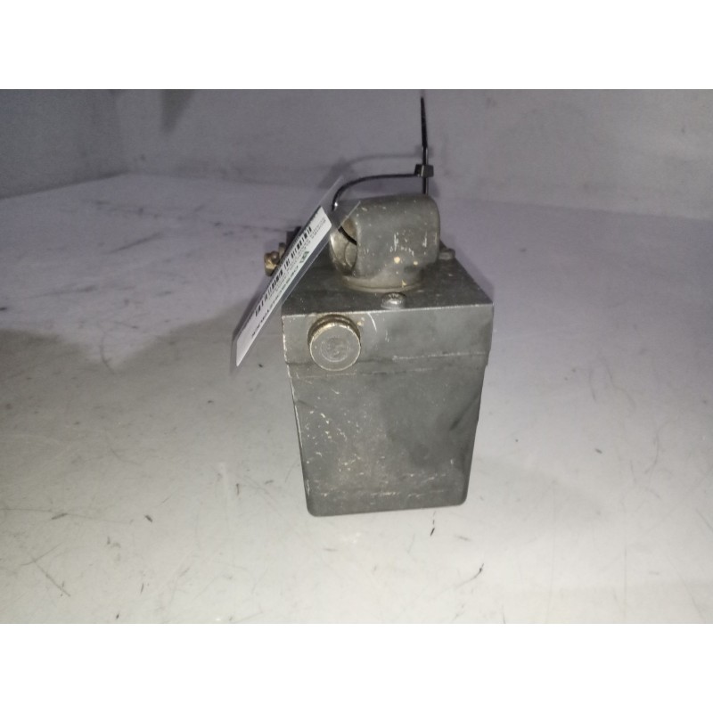 Recambio de bomba elevacion cabina para scania serie p/g/r (c-clase) 11.7 diesel referencia OEM IAM 1725376 - Blanco 4
