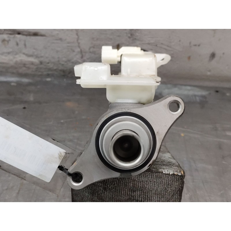 Recambio de bomba freno para mazda cx-5 (kf) 2.2 d referencia OEM IAM kd3343550 - Gris 3