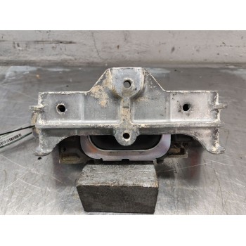 Recambio de soporte motor derecho para infiniti q30 1.5 d referencia OEM IAM a2462402517  