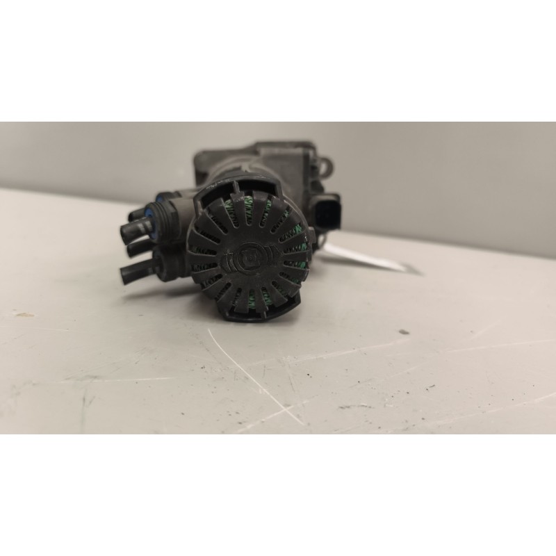 Recambio de valvula aire para renault serie t 10.8 diesel referencia OEM IAM 21327357 K046640 7421327357 - Blanco 2