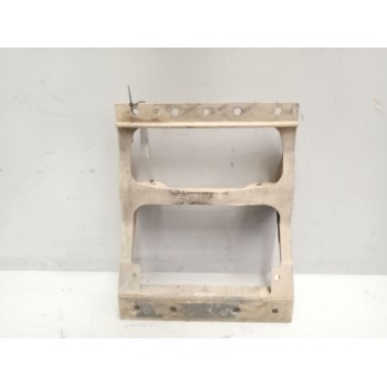 SOPORTE 7421087113 SOPORTE PELDAÑO DERECHO