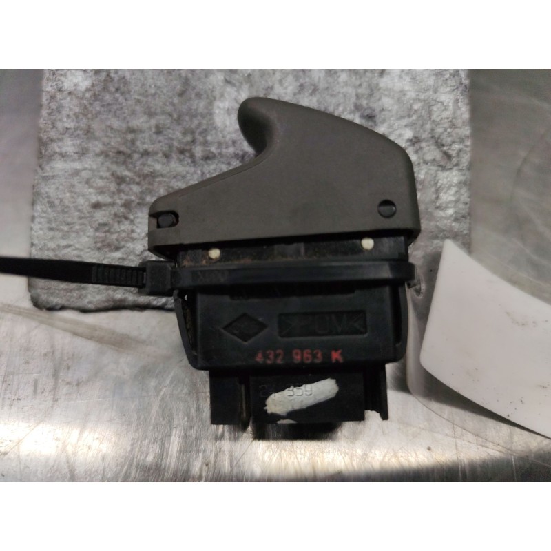 Recambio de mando elevalunas delantero derecho para renault kangoo (kc0/1_) 1.9 dci 4x4 (kc0v) referencia OEM IAM 432963K  