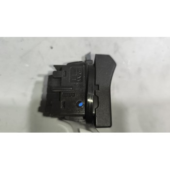 Recambio de interruptor para renault magnum ab diesel referencia OEM IAM 7421043756  