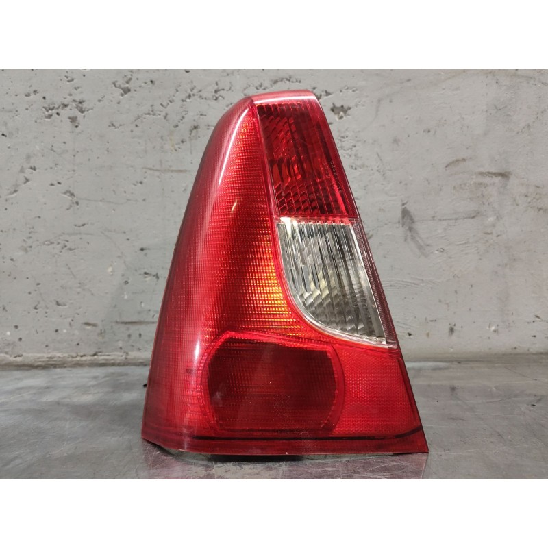 Recambio de piloto trasero izquierdo para dacia logan 1.4 cat referencia OEM IAM   
