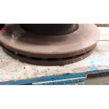 Recambio de buje trasero derecho para iveco eurocargo fg 120 e larga distancia referencia OEM IAM 7184073  