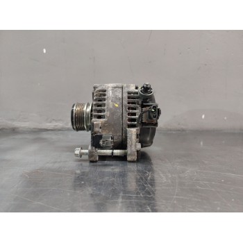 Recambio de alternador para hyundai tucson (tl, tle) 1.7 crdi referencia OEM IAM 373002A700  