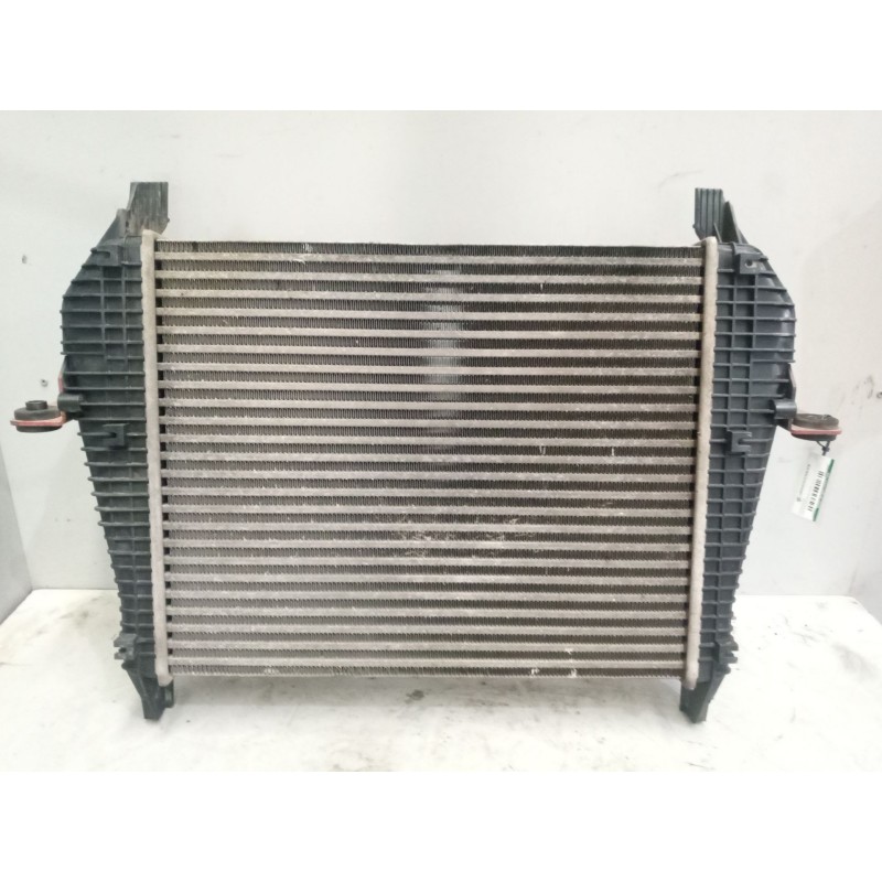 Recambio de intercooler para iveco eurocargo 05.03  5.9 diesel referencia OEM IAM 504028467  