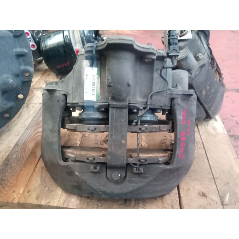 Recambio de pinza freno trasera izquierda para renault d 18 wide referencia OEM IAM 7420566779  