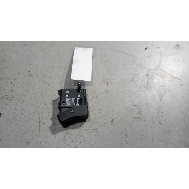 Recambio de interruptor para scania serie p/g/r (c-clase) 11.7 diesel referencia OEM IAM 1421848 2